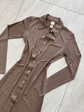 Mauve Long Sleeve Button-Front Shirt Dress